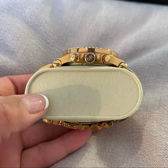 Michael Kors Dylan Rose Gold Watch main image 5